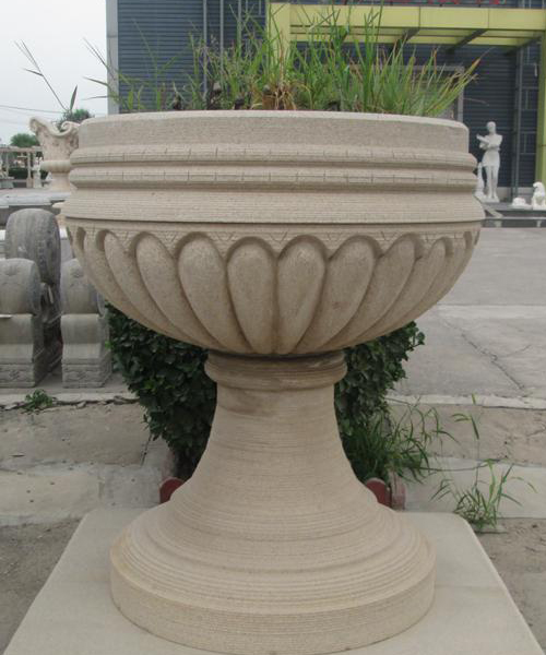石雕花盆