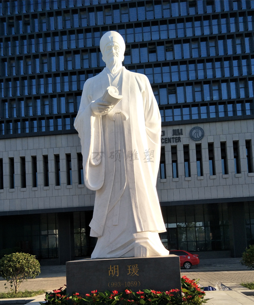 站立 人物 雕塑