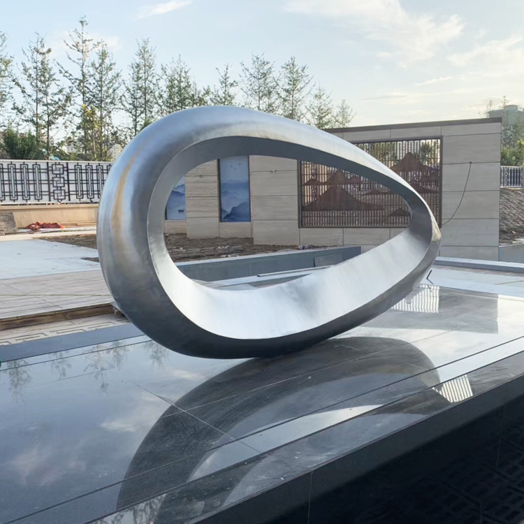 不銹鋼造型雕塑